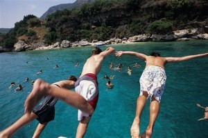 Cliff dive in Dubrovnik!